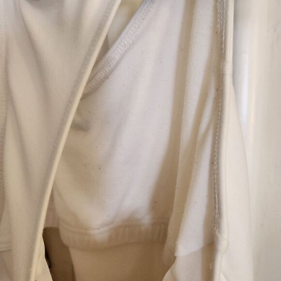 Nike Cropped Activewear Compression Racerback Mesh Detail Size XL - Picture 8 of 8